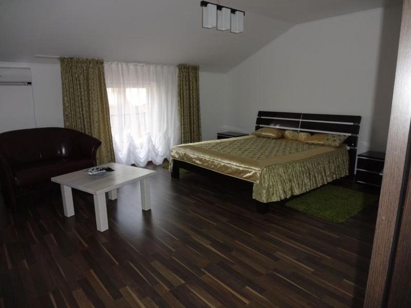 Okolitsa Hotel Kosovshchina Ngoại thất bức ảnh